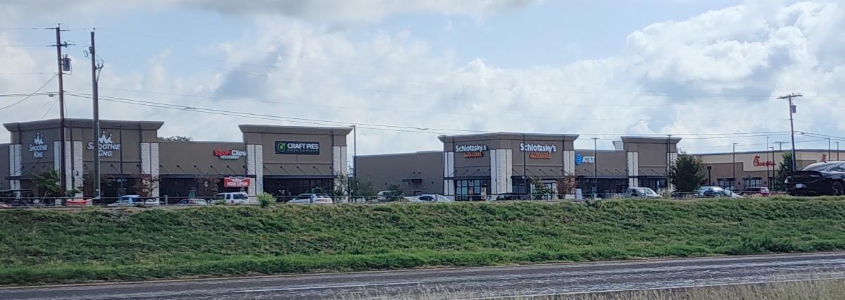 Fully Occupied RV Park with Highway Frontage | I-45 - Ennis, TX ...