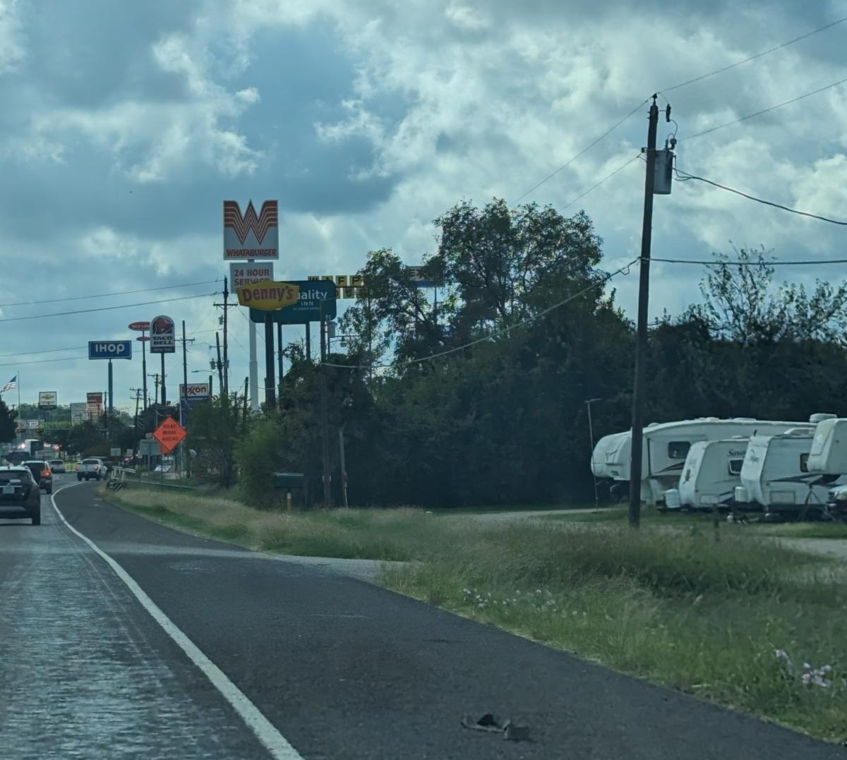 Fully Occupied RV Park with Highway Frontage I45 Ennis, TX