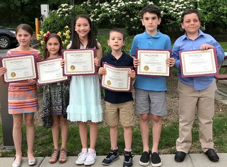 Awards pic with 6 cute kids from SFE 2019