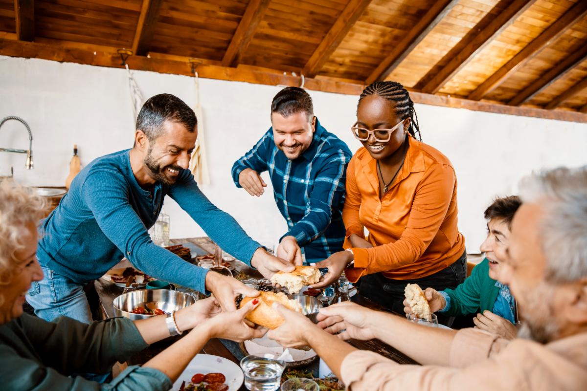 Tahiru guests gathered around a table